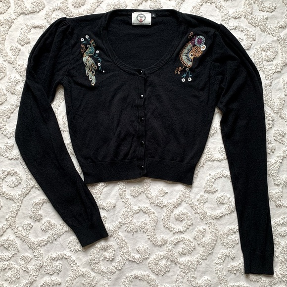 Banned Apparel Sweaters - Banned Apparel Peacock Cropped Cardigan small